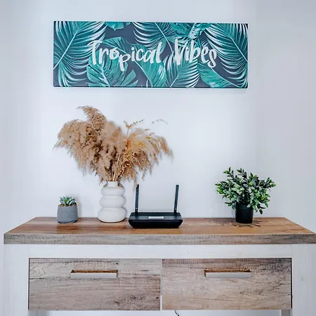 アパート Playa カルプ